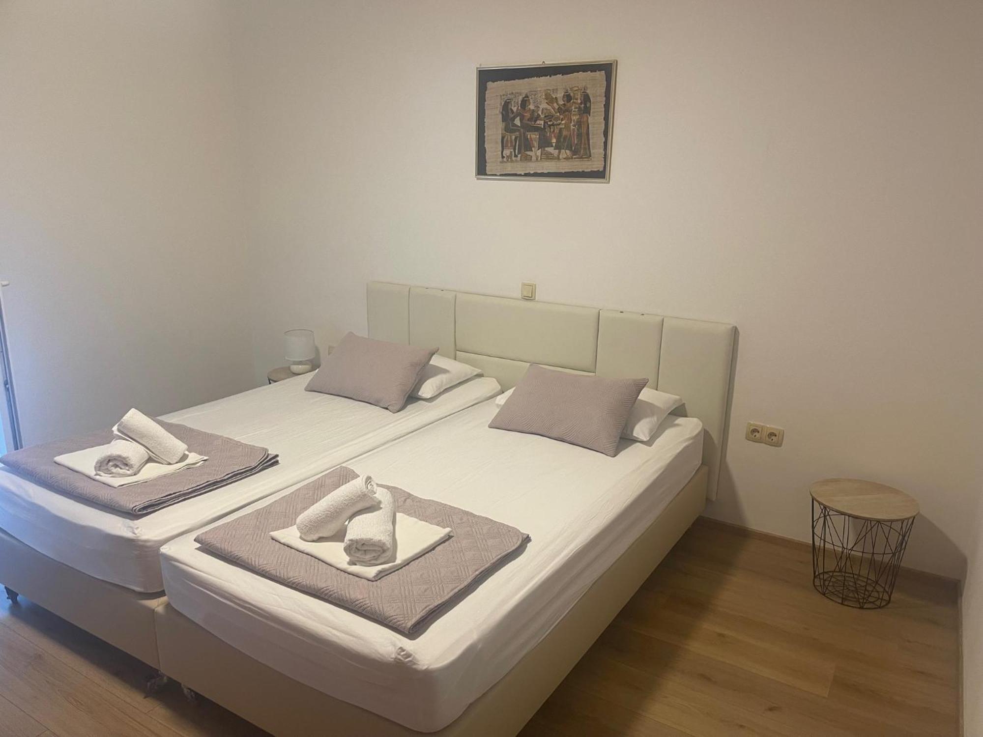Apartments Ante 奥米什 外观 照片
