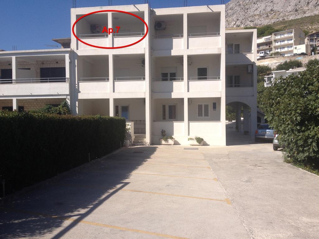Apartments Ante 奥米什 外观 照片