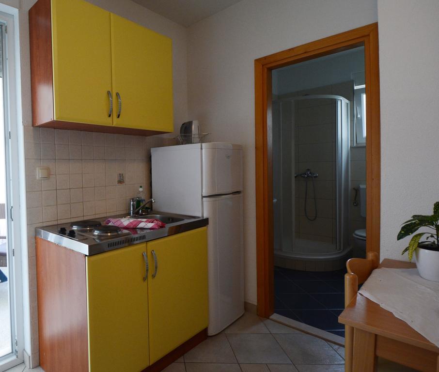 Apartments Ante 奥米什 外观 照片